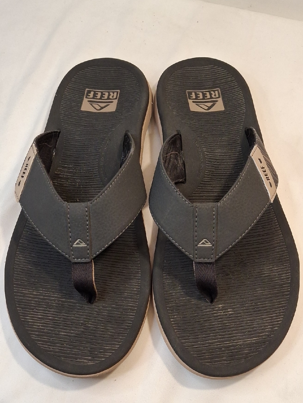 Reef Men's Dark Gray and Tan Flip-Flop Sandals. Size 15. Lightly Worn.